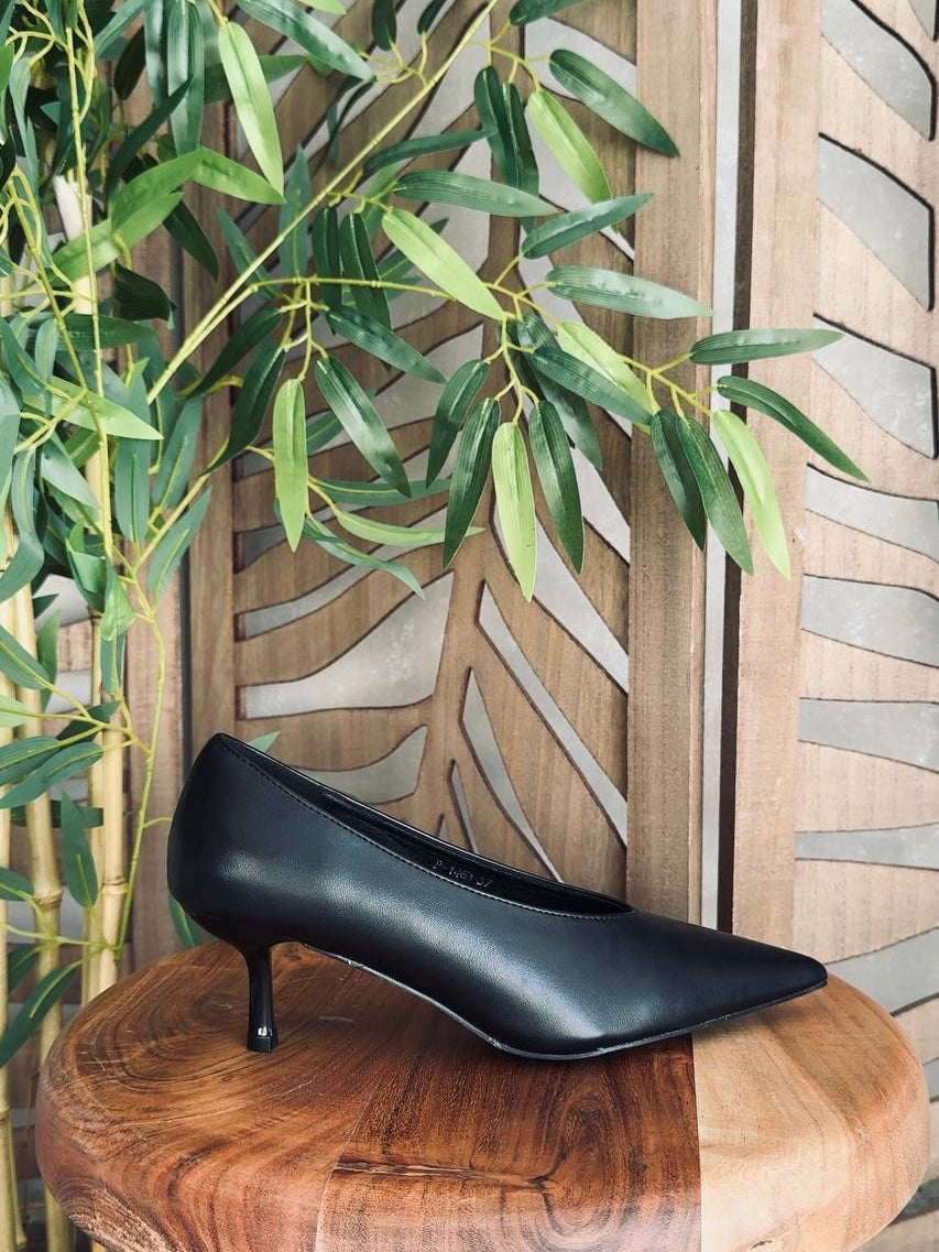 ESCARPIN POINTU ÉLÉGANT